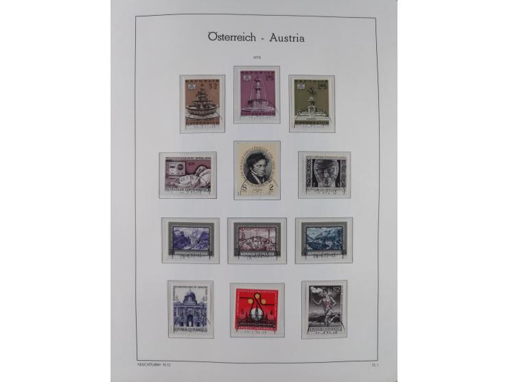 1945/78, postfrische und meist zusätzlich gestempelte Sammlung, in den Hauptnummern komplett, dabei Renner-Kleinbogen und Vög