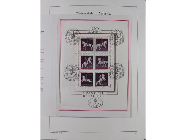 1945/78, postfrische und meist zusätzlich gestempelte Sammlung, in den Hauptnummern komplett, dabei Renner-Kleinbogen und Vög