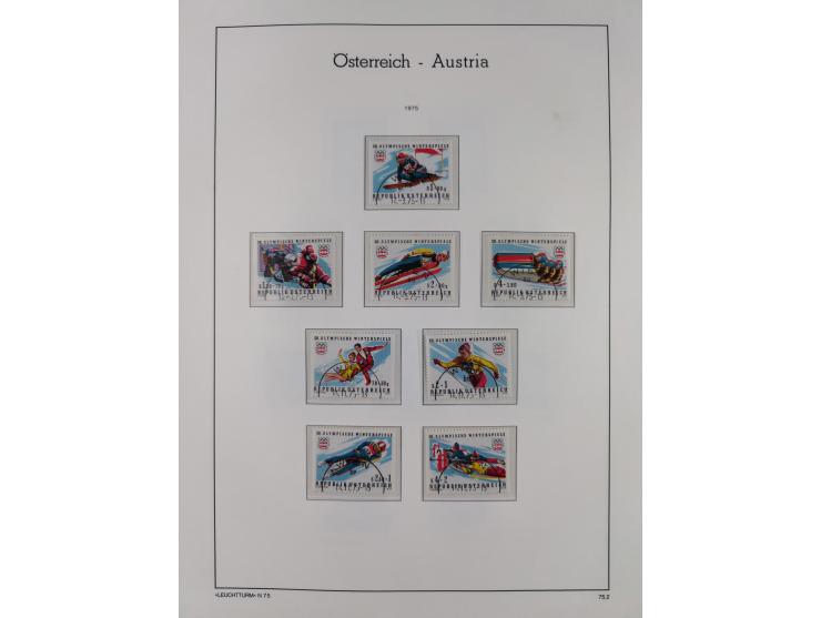 1945/78, postfrische und meist zusätzlich gestempelte Sammlung, in den Hauptnummern komplett, dabei Renner-Kleinbogen und Vög