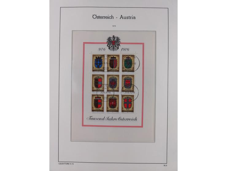 1945/78, postfrische und meist zusätzlich gestempelte Sammlung, in den Hauptnummern komplett, dabei Renner-Kleinbogen und Vög