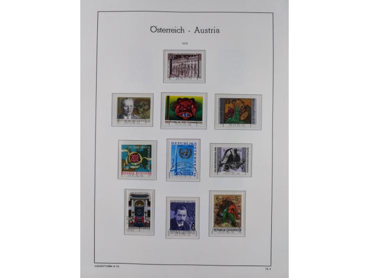 1945/78, postfrische und meist zusätzlich gestempelte Sammlung, in den Hauptnummern komplett, dabei Renner-Kleinbogen und Vög