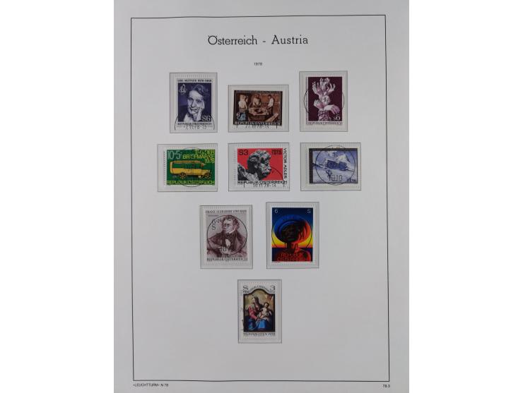1945/78, postfrische und meist zusätzlich gestempelte Sammlung, in den Hauptnummern komplett, dabei Renner-Kleinbogen und Vög