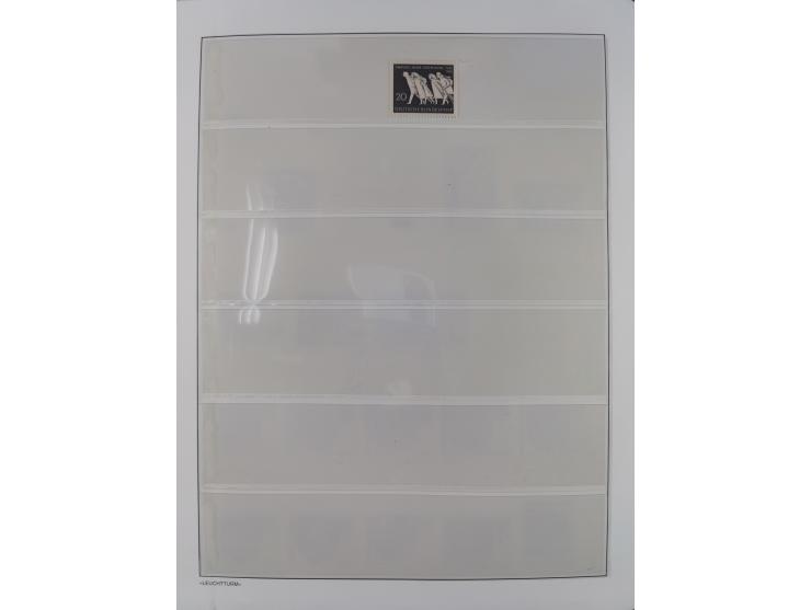 1939/2004, mint never hinged collection, from 1939-45 except Mi.-Nr. 24-38 in the main catalogue numbers complete incl. posta