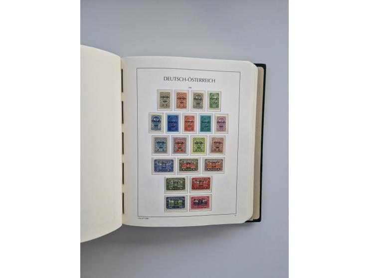 1899/2023, überkomplette postfrische und zusätzlich etwas gestempelte Sammlung in 12 Vordruckalben und losen Blättern, ab 194