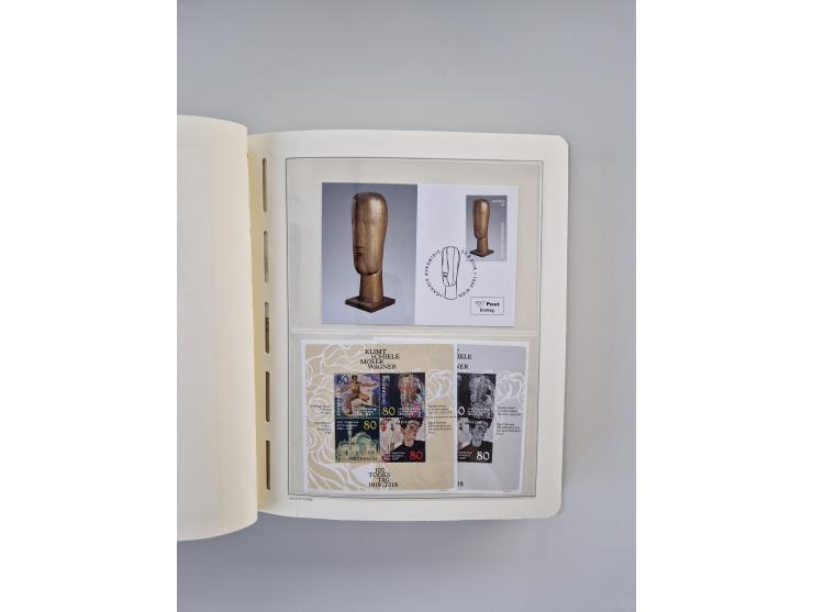 1899/2023, überkomplette postfrische und zusätzlich etwas gestempelte Sammlung in 12 Vordruckalben und losen Blättern, ab 194