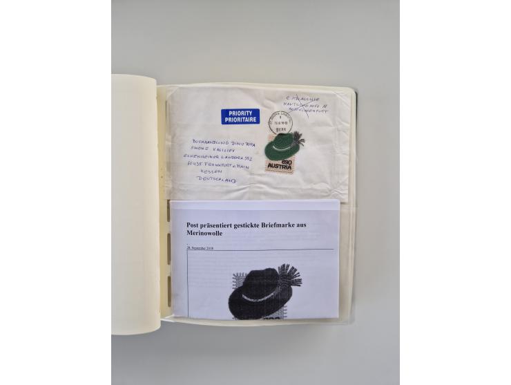 1899/2023, überkomplette postfrische und zusätzlich etwas gestempelte Sammlung in 12 Vordruckalben und losen Blättern, ab 194