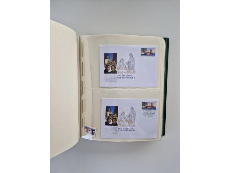 1899/2023, überkomplette postfrische und zusätzlich etwas gestempelte Sammlung in 12 Vordruckalben und losen Blättern, ab 194