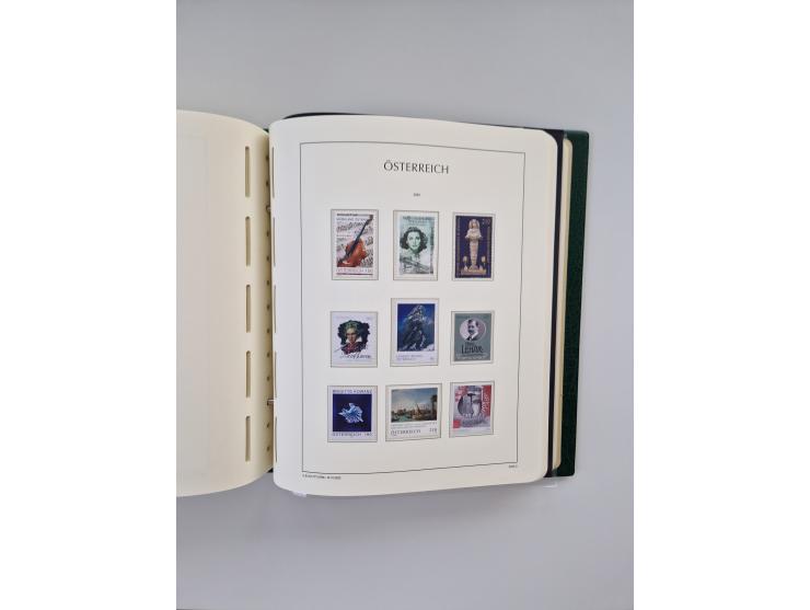 1899/2023, überkomplette postfrische und zusätzlich etwas gestempelte Sammlung in 12 Vordruckalben und losen Blättern, ab 194