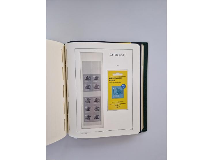1899/2023, überkomplette postfrische und zusätzlich etwas gestempelte Sammlung in 12 Vordruckalben und losen Blättern, ab 194