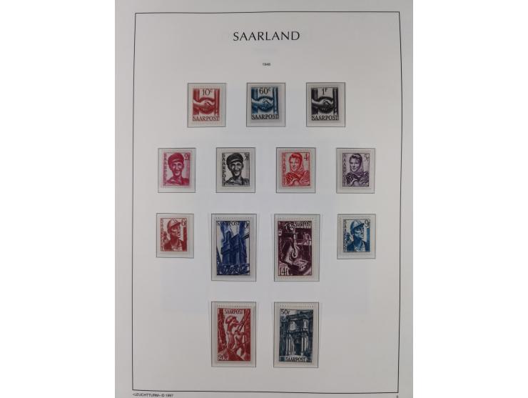 1947/59, in den Hauptnummern komplette Sammlung inkl. Dienstmarken, dabei viele Zwischenstegpaare, Hochwasserblockpaar sign. 