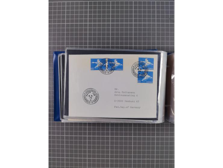 1829/1970 (ca.), interessanter Bestand mit über 100 Briefen, Karten und Ganzsachen inkl. Belege mit handschriftlichen Leitver