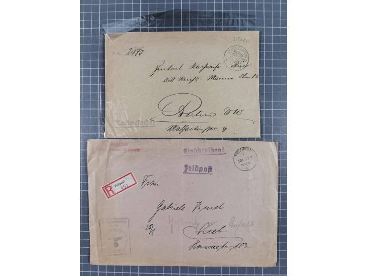 1900/41, ca. &nbsp;80 Briefe und Karten mit Schwerpunkt I. Weltkrieg, dabei u.a. frankierte Postkarte 1918 mit rotem Stempel 