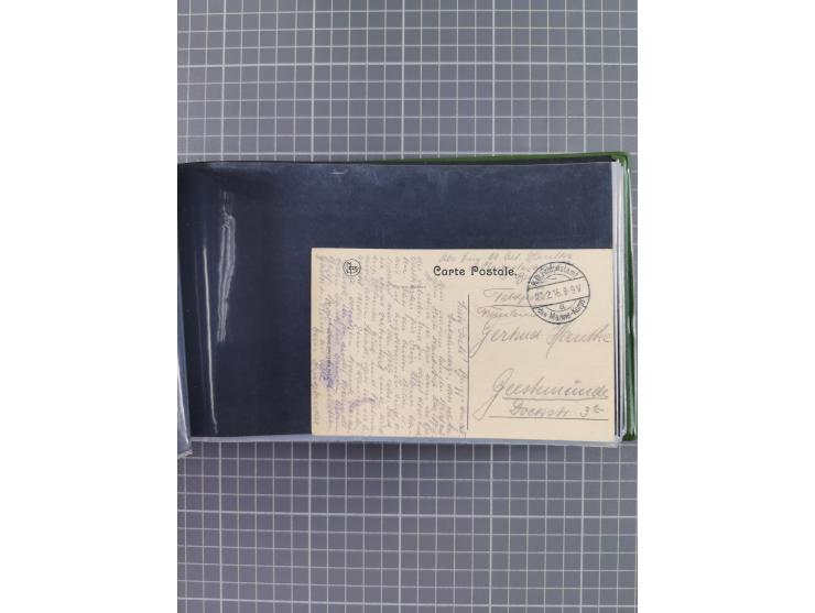 1900/41, ca. &nbsp;80 Briefe und Karten mit Schwerpunkt I. Weltkrieg, dabei u.a. frankierte Postkarte 1918 mit rotem Stempel 