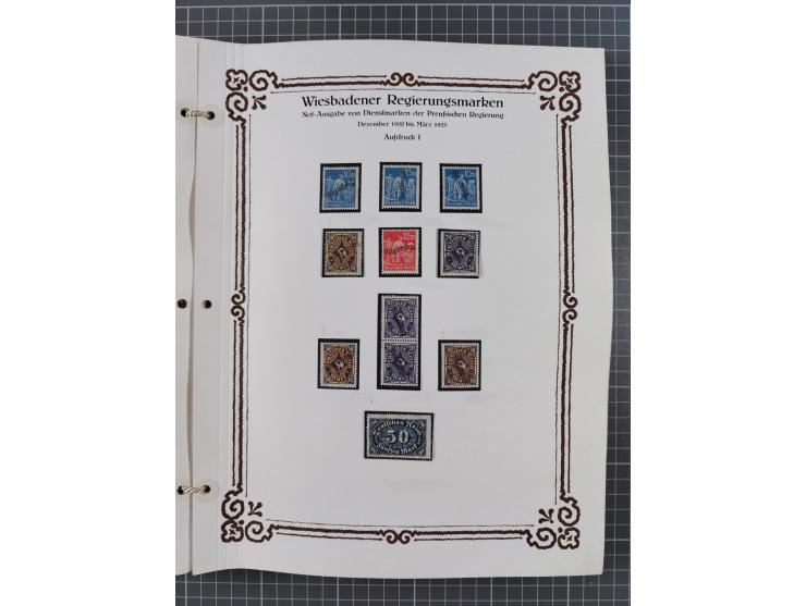 1922/23, umfangreiche, alte Ausstellungssammlung “Wiesbadener Regierungsmarken” mit vielen ungebrauchten und gestempelten Mar