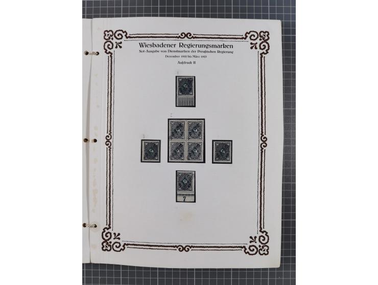 1922/23, umfangreiche, alte Ausstellungssammlung “Wiesbadener Regierungsmarken” mit vielen ungebrauchten und gestempelten Mar