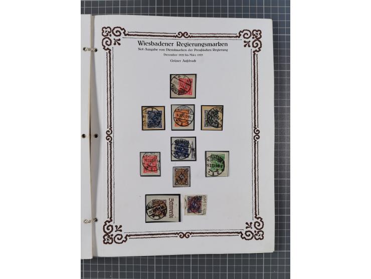 1922/23, umfangreiche, alte Ausstellungssammlung “Wiesbadener Regierungsmarken” mit vielen ungebrauchten und gestempelten Mar
