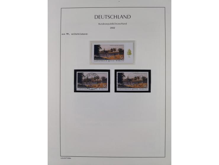 1949/2024, umfangreiche postfrische und zusätzlich teils gestempelte Sammlung in über 100 Vordruckalben und hunderten losen B