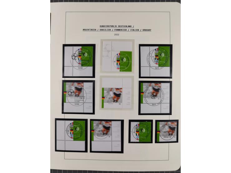 1949/2024, umfangreiche postfrische und zusätzlich teils gestempelte Sammlung in über 100 Vordruckalben und hunderten losen B