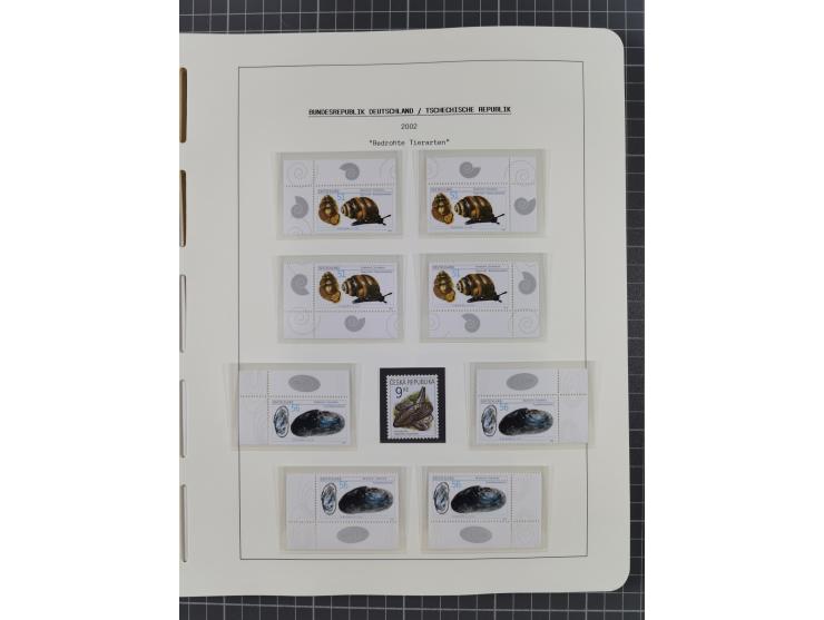 1949/2024, umfangreiche postfrische und zusätzlich teils gestempelte Sammlung in über 100 Vordruckalben und hunderten losen B