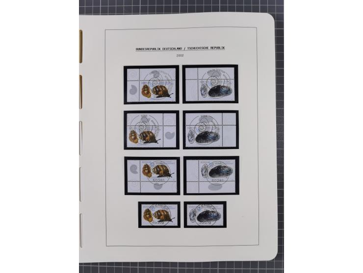 1949/2024, umfangreiche postfrische und zusätzlich teils gestempelte Sammlung in über 100 Vordruckalben und hunderten losen B