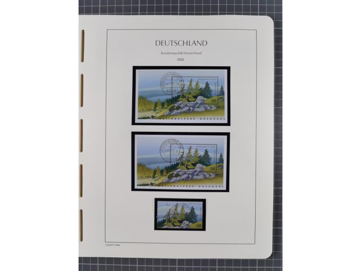 1949/2024, umfangreiche postfrische und zusätzlich teils gestempelte Sammlung in über 100 Vordruckalben und hunderten losen B