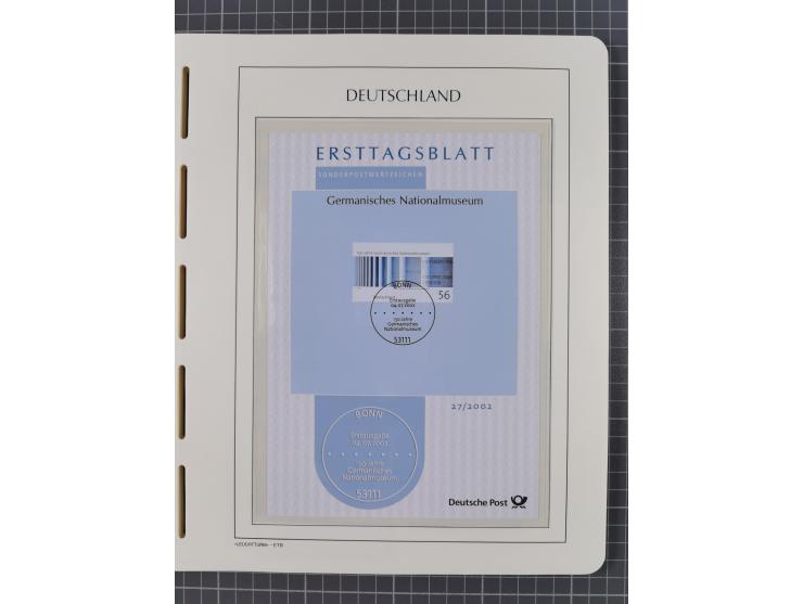 1949/2024, umfangreiche postfrische und zusätzlich teils gestempelte Sammlung in über 100 Vordruckalben und hunderten losen B