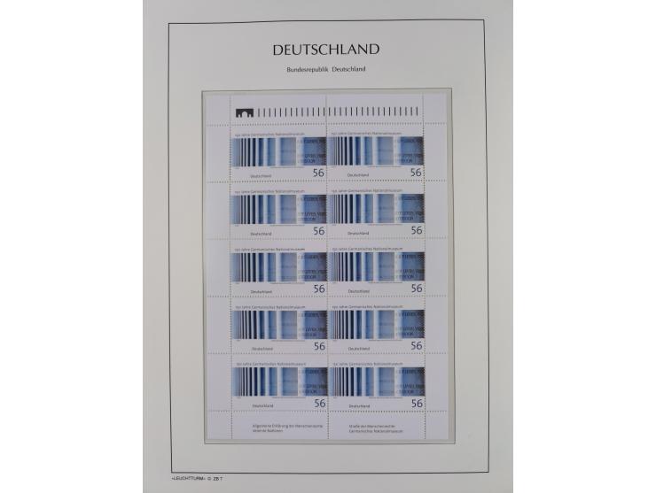 1949/2024, umfangreiche postfrische und zusätzlich teils gestempelte Sammlung in über 100 Vordruckalben und hunderten losen B