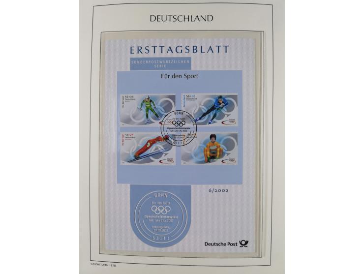 1949/2024, umfangreiche postfrische und zusätzlich teils gestempelte Sammlung in über 100 Vordruckalben und hunderten losen B