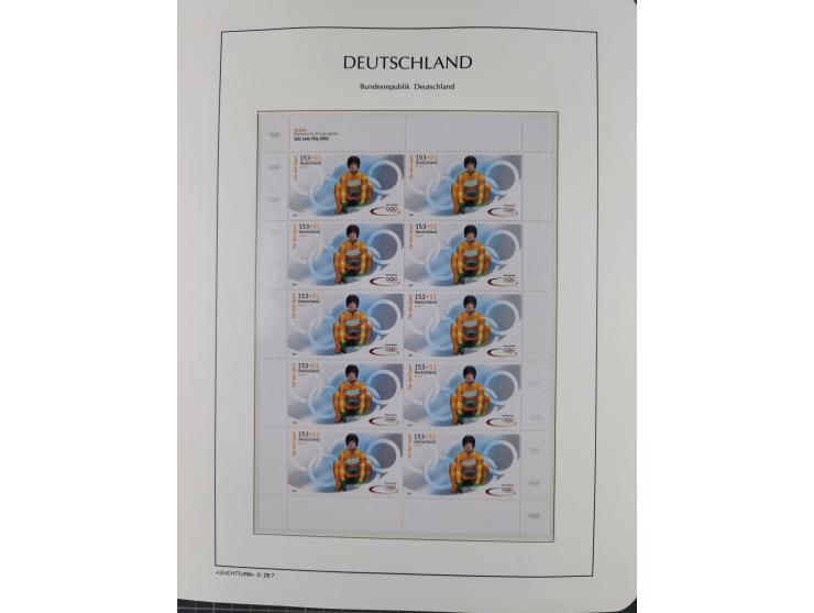 1949/2024, umfangreiche postfrische und zusätzlich teils gestempelte Sammlung in über 100 Vordruckalben und hunderten losen B