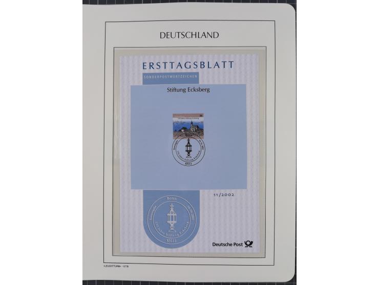 1949/2024, umfangreiche postfrische und zusätzlich teils gestempelte Sammlung in über 100 Vordruckalben und hunderten losen B