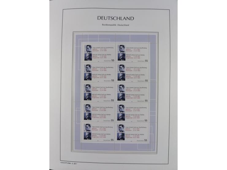 1949/2024, umfangreiche postfrische und zusätzlich teils gestempelte Sammlung in über 100 Vordruckalben und hunderten losen B