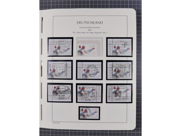 1949/2024, umfangreiche postfrische und zusätzlich teils gestempelte Sammlung in über 100 Vordruckalben und hunderten losen B