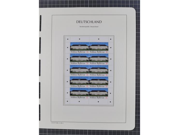 1949/2024, umfangreiche postfrische und zusätzlich teils gestempelte Sammlung in über 100 Vordruckalben und hunderten losen B