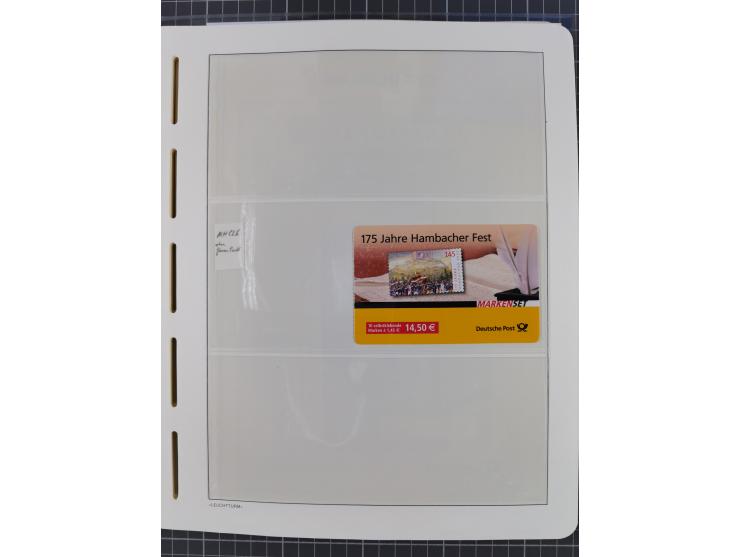 1949/2024, umfangreiche postfrische und zusätzlich teils gestempelte Sammlung in über 100 Vordruckalben und hunderten losen B