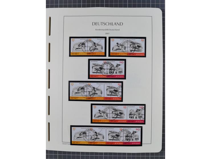 1949/2024, umfangreiche postfrische und zusätzlich teils gestempelte Sammlung in über 100 Vordruckalben und hunderten losen B