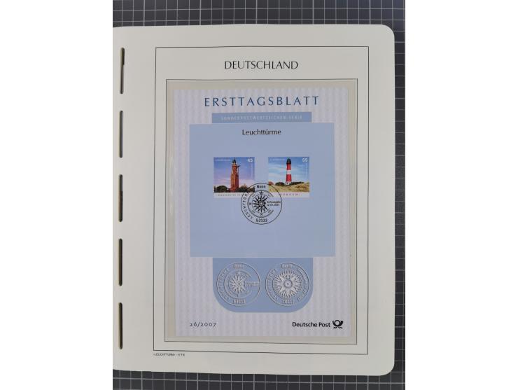 1949/2024, umfangreiche postfrische und zusätzlich teils gestempelte Sammlung in über 100 Vordruckalben und hunderten losen B