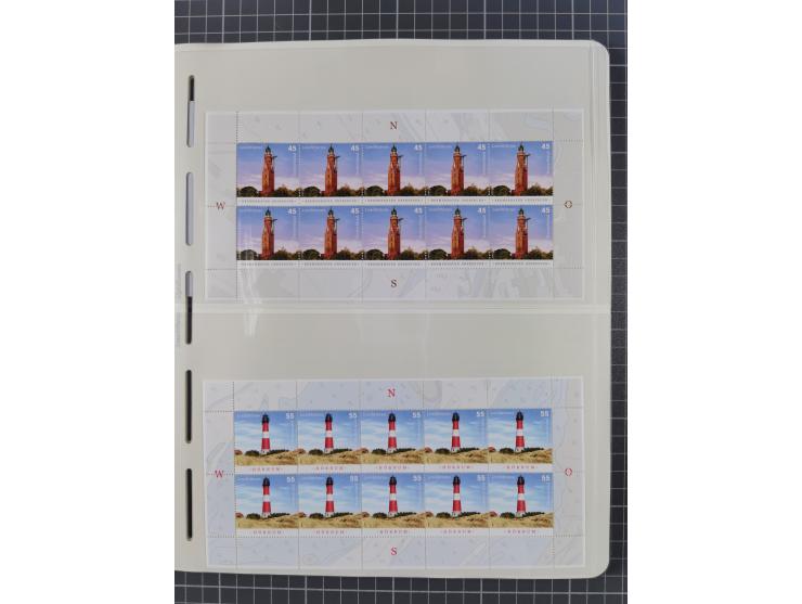 1949/2024, umfangreiche postfrische und zusätzlich teils gestempelte Sammlung in über 100 Vordruckalben und hunderten losen B