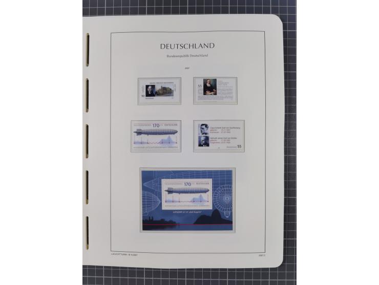 1949/2024, umfangreiche postfrische und zusätzlich teils gestempelte Sammlung in über 100 Vordruckalben und hunderten losen B