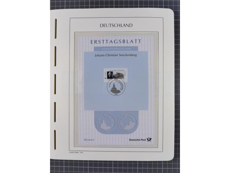 1949/2024, umfangreiche postfrische und zusätzlich teils gestempelte Sammlung in über 100 Vordruckalben und hunderten losen B