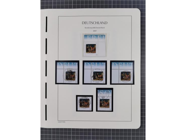 1949/2024, umfangreiche postfrische und zusätzlich teils gestempelte Sammlung in über 100 Vordruckalben und hunderten losen B