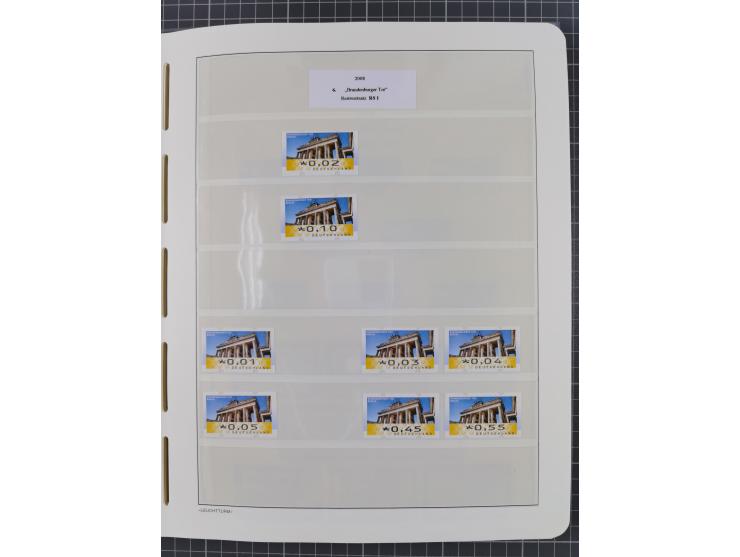 1949/2024, umfangreiche postfrische und zusätzlich teils gestempelte Sammlung in über 100 Vordruckalben und hunderten losen B