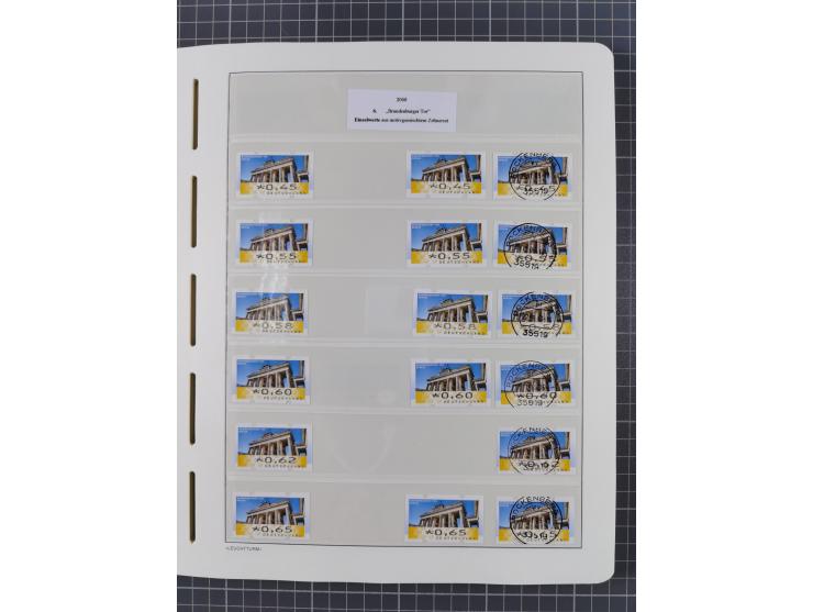 1949/2024, umfangreiche postfrische und zusätzlich teils gestempelte Sammlung in über 100 Vordruckalben und hunderten losen B