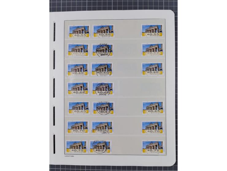 1949/2024, umfangreiche postfrische und zusätzlich teils gestempelte Sammlung in über 100 Vordruckalben und hunderten losen B