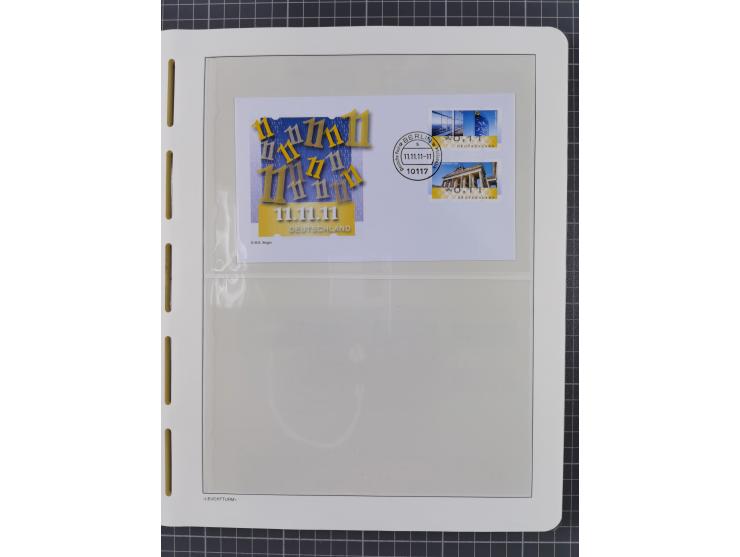 1949/2024, umfangreiche postfrische und zusätzlich teils gestempelte Sammlung in über 100 Vordruckalben und hunderten losen B