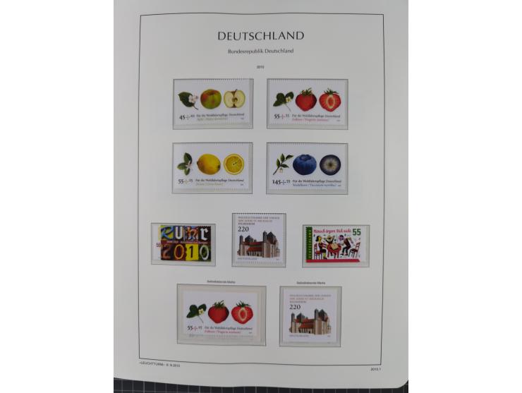 1949/2024, umfangreiche postfrische und zusätzlich teils gestempelte Sammlung in über 100 Vordruckalben und hunderten losen B