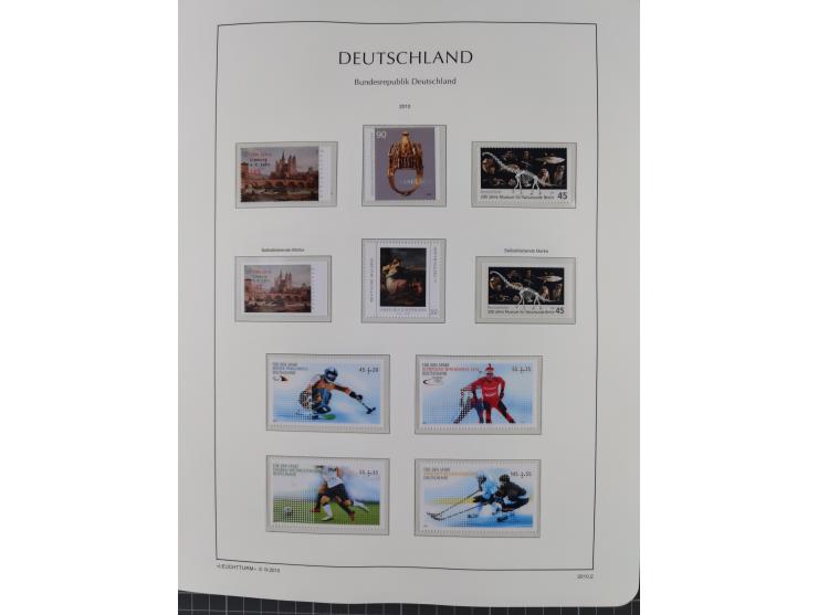 1949/2024, umfangreiche postfrische und zusätzlich teils gestempelte Sammlung in über 100 Vordruckalben und hunderten losen B