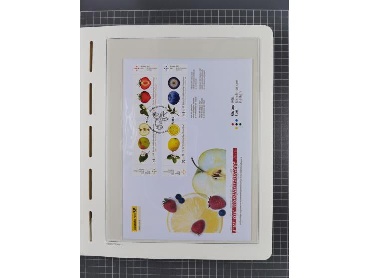 1949/2024, umfangreiche postfrische und zusätzlich teils gestempelte Sammlung in über 100 Vordruckalben und hunderten losen B