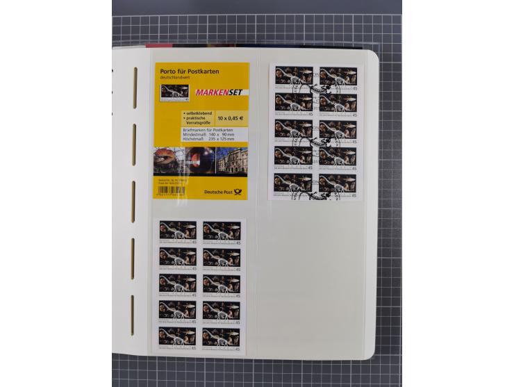 1949/2024, umfangreiche postfrische und zusätzlich teils gestempelte Sammlung in über 100 Vordruckalben und hunderten losen B