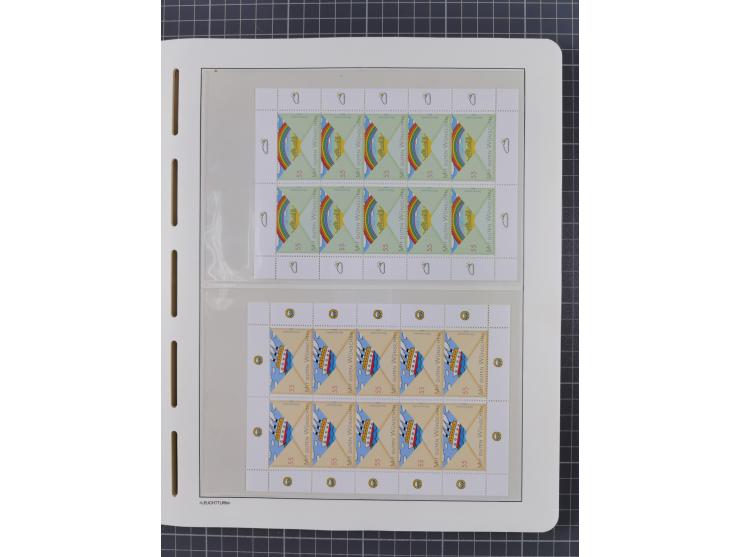1949/2024, umfangreiche postfrische und zusätzlich teils gestempelte Sammlung in über 100 Vordruckalben und hunderten losen B