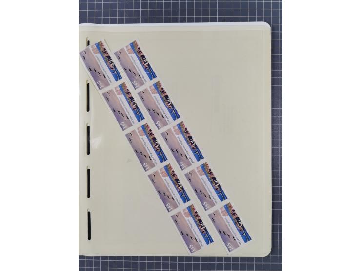 1949/2024, umfangreiche postfrische und zusätzlich teils gestempelte Sammlung in über 100 Vordruckalben und hunderten losen B